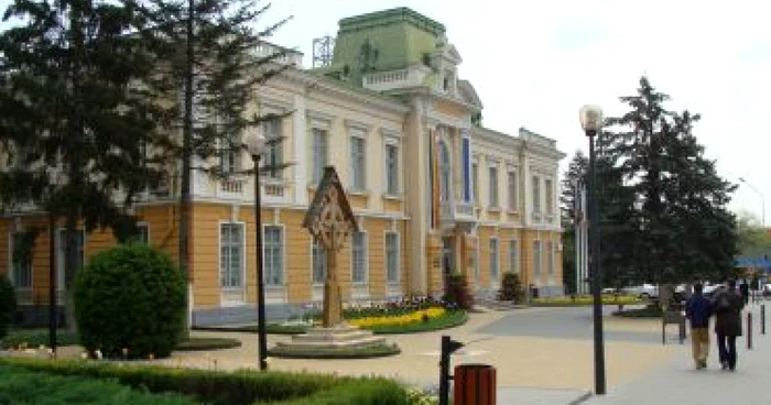 Râmnicu Vâlcea: Împrumut bancar pentru municipiu - Adevărul la minut