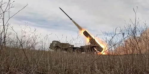 Sistem de lansare de rachete Uragan FOTO EPA EFE jpg