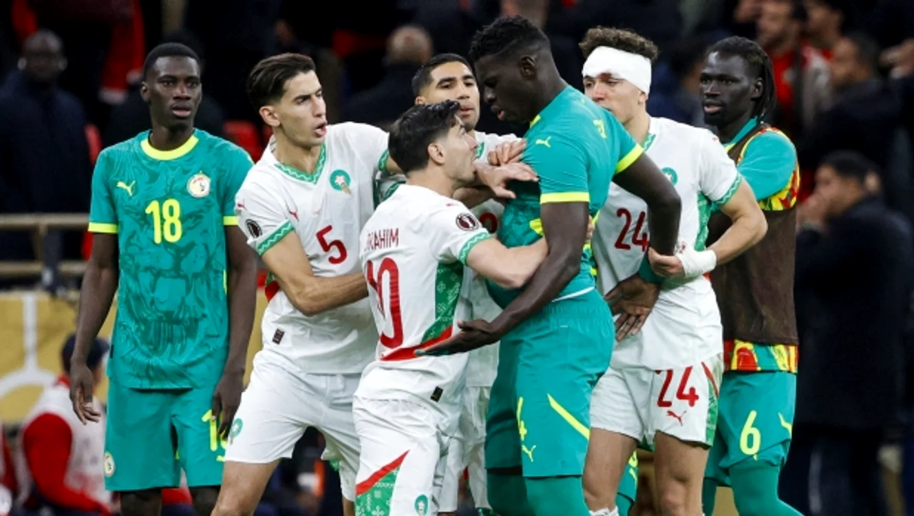 Incidente între jucători la finală   FOTO CAF