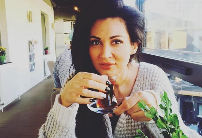 
    Nicoleta a găsit leacul pentru un abdomen de invidiatfoto: arhiva personală  