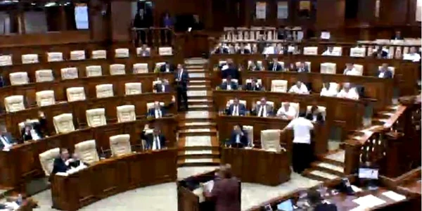 parlament moldova