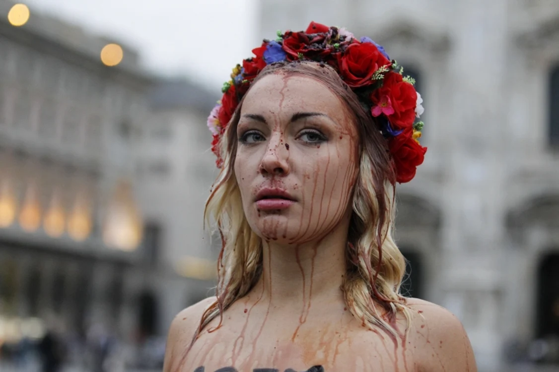 Inna Şevcenko a făcut apel la pace în ţara natală