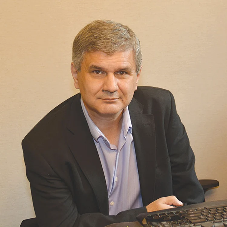 Varianta super-mutantă de COVID ar putea fi dominantă în valul 5