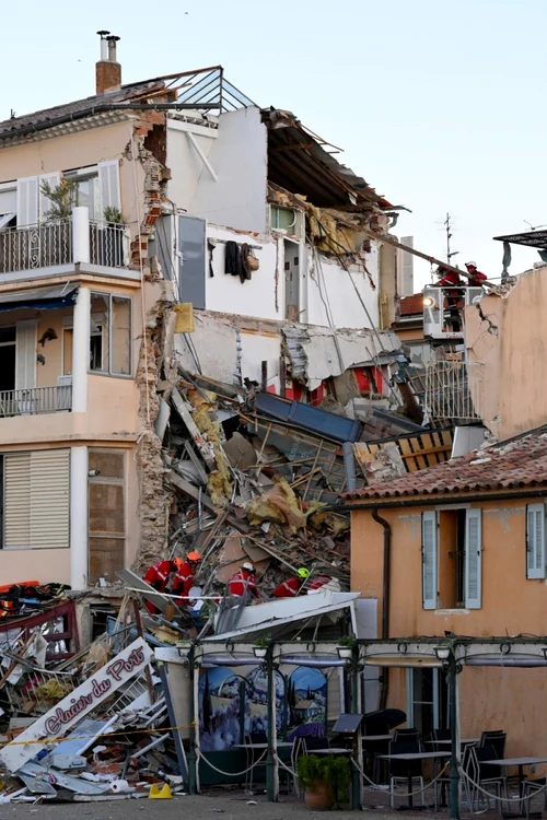 O clădire cu trei etaje s-a prăbuşit în Franţa. FOTO: Profimedia Images