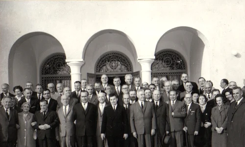 Recepţia de la Snagov, organizată cu prilejul sărbătoririi zilei de 1 mai 1965 (© „Fototeca online a comunismului românesc”, cota: 7/1965)