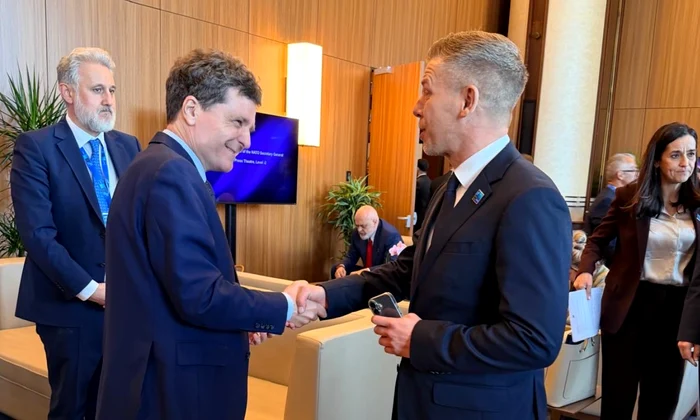 Nicușor Dan și Peter Magyar dupa summitul de la Ankara FOTO X