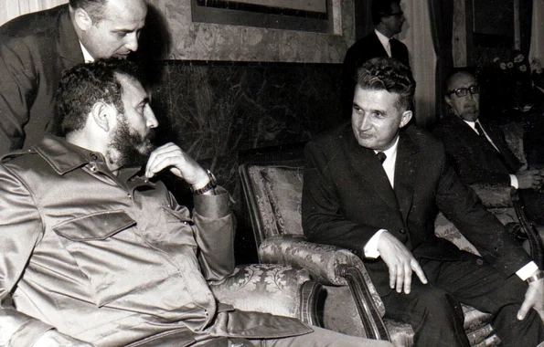 Fidel Castro, primit la București de Nicolae Ceauşescu, în mai 1972 (© „Fototeca online a comunismului românesc”, cota: 52/1972)