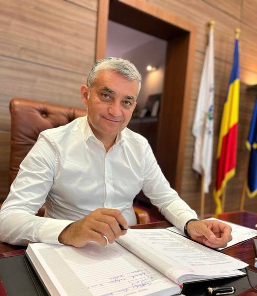 Rezultate alegeri locale 2024: Vlad Oprea obține al șaselea mandat la Primăria Sinaia
