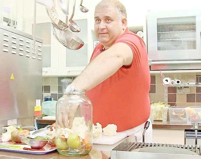 Horia Vîrlan este specialist în saramură crocantă