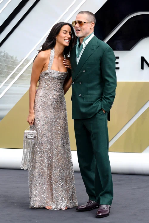 Brad Pitt și Ines de Ramon la premiera europeană a filmului F1, pe 23 iunie 2025, la Londra, GettyImages (3) jpg