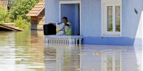 Inundatii in Bosnia FOTO Reuters 