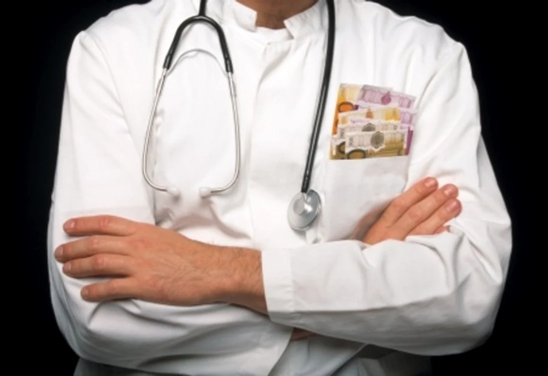 
    Salariile medicilor se vor indexa din octombrie   