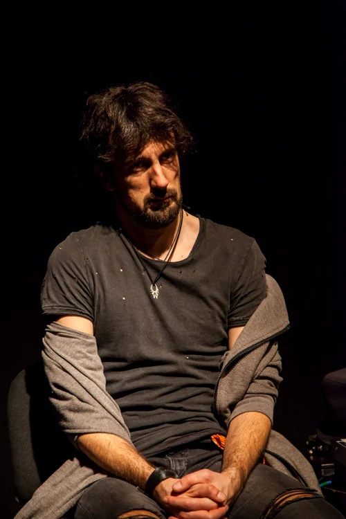 foto piesa de teatru respiratii