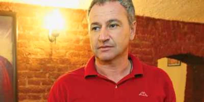 Mladen Galovici trăieşte în Timişoara unde deţine un restaurant cu specific sârbesc  