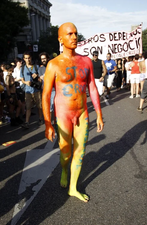 Gay 8