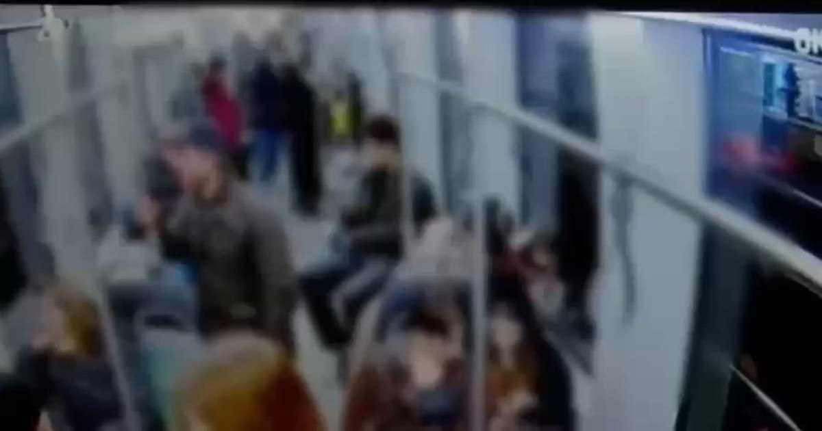 Patru suporteri FCSB, reținuți după un atac asupra a trei minori într-un tramvai