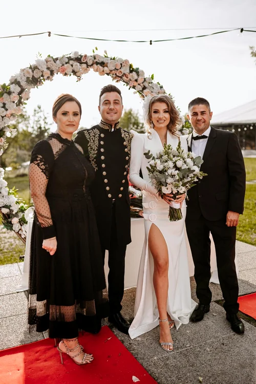 Valentin Sanfira și Codruța Filip, în cea mai fericită zi a lor
