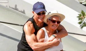 jean claude van damme mama jpeg
