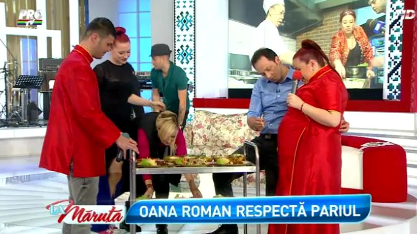 Gravidă în şapte luni, Oana Roman a dat iama în mâncăruri chinezeşti