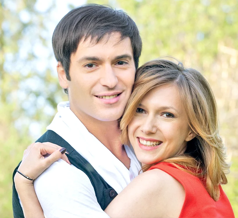 
    Adela Popescu şi Radu Vâlcan  