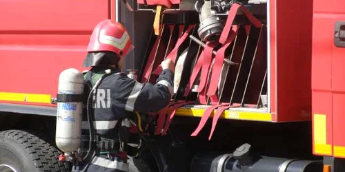 Pompierii au intervenit de urgenţă