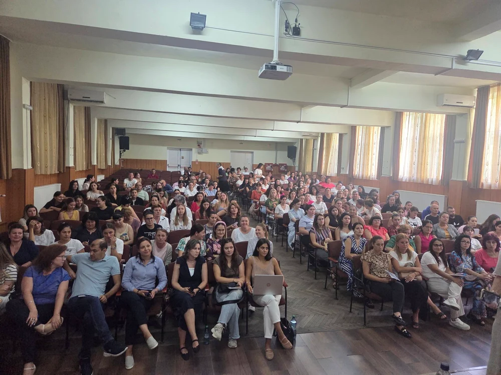 Sute de candidați au fost prezenți la ședința publică din 3 septembrie, organizată de IȘJ Olt 