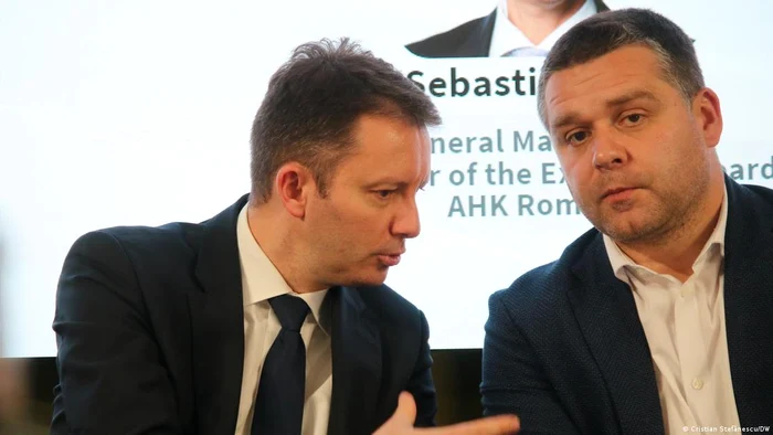 Siegfried Mureșan (în stânga, alături de Ciprian Ciucu) este propunerea de premier PNL