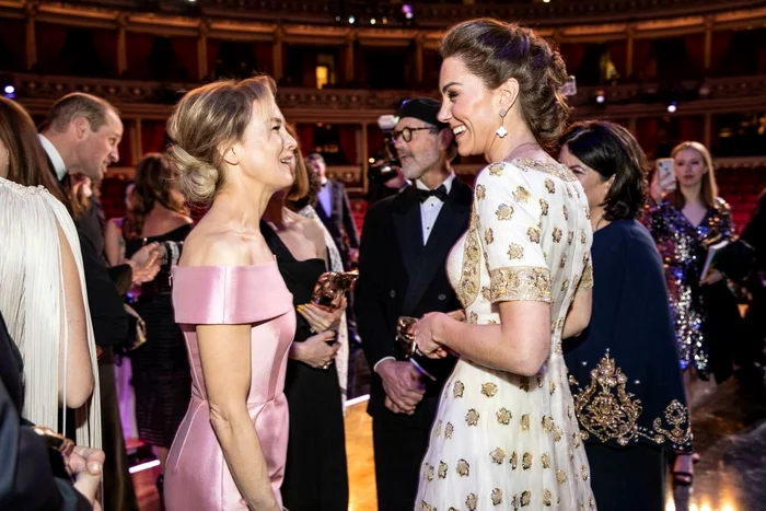Ducesa de Cambridge și Renee Zellweger, la gala premiilor BAFTA