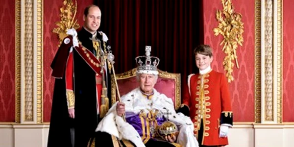 regele Charles, cu Printul de Wales, William, si printul George Foto  profimedia 0775471250 jpg