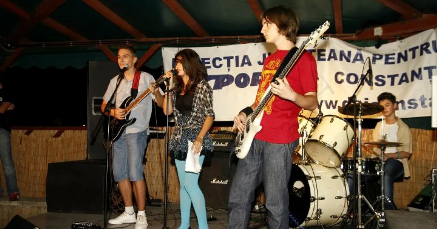 No Paradise, una dintre trupele din festival