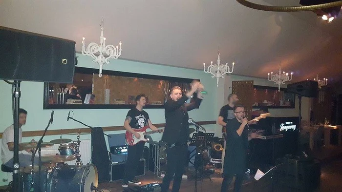 Mihai Chițu (35 de ani) a cântat la lansarea unui eveniment pe care îl va susține în fiecare miercuri