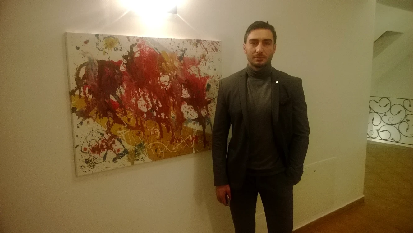 Solsitul a pus ochii pe una dintre picturile din vernisaj