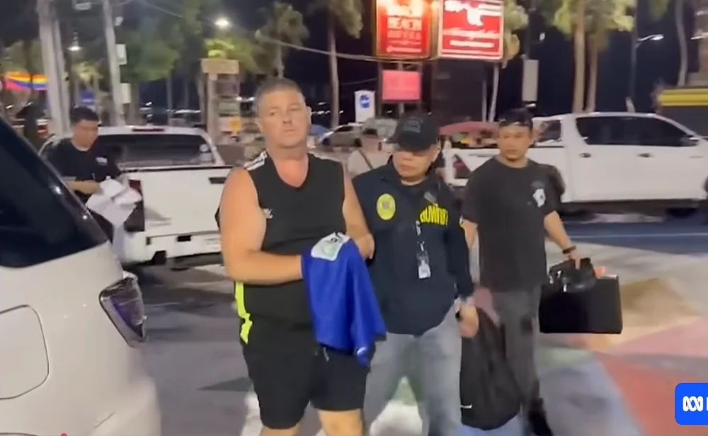 Crimă șocantă. O fată de 17 ani a fost găsită moartă într-o valiză. Familia cere pedeapsa cu moartea