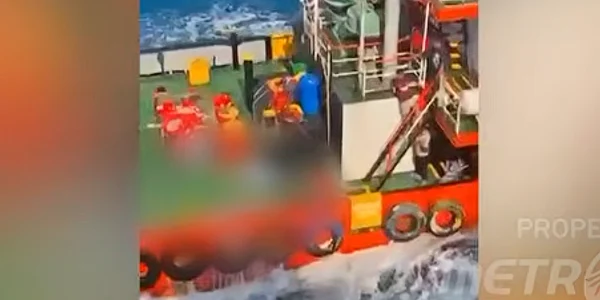 cautare victime bava scufundata indonezia Vigo Transport 8 png