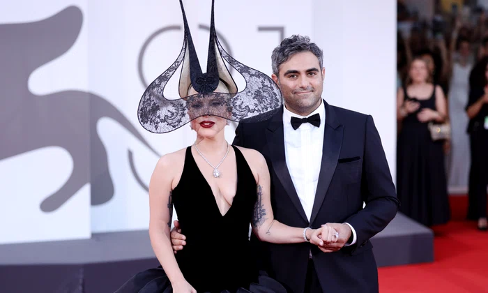 Lady Gaga cu logodnicul Michael Polansky la Festivalul de Film de la Venetia   GettyImages 2170224886 jpg