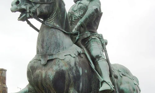 Du Guesclin Dinan jpg