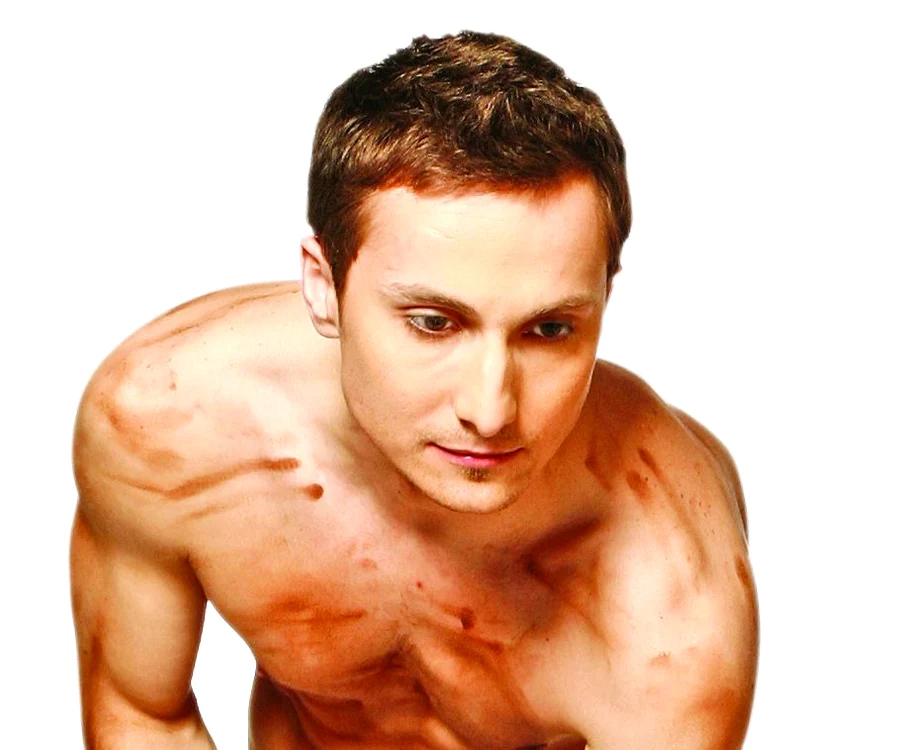 
    Dani Oţil  