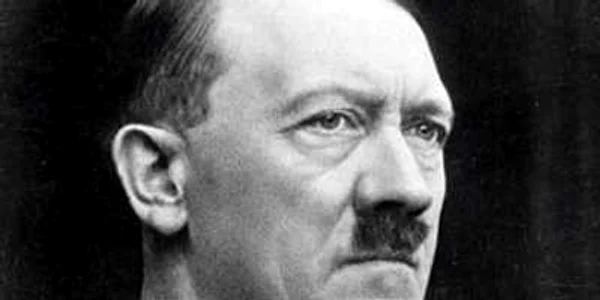 Ultimul supravieţuitor din buncărul lui Hitler: L-am văzut prăbuşit cu capul pe masă