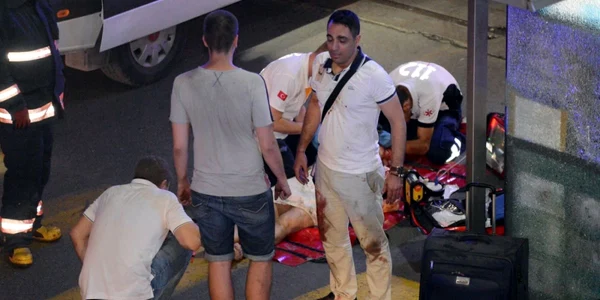 Atentat aeroportul Ataturk FOTO IHA via AP