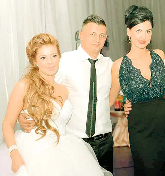 Lavinia a cântat la nunta fratelui ei