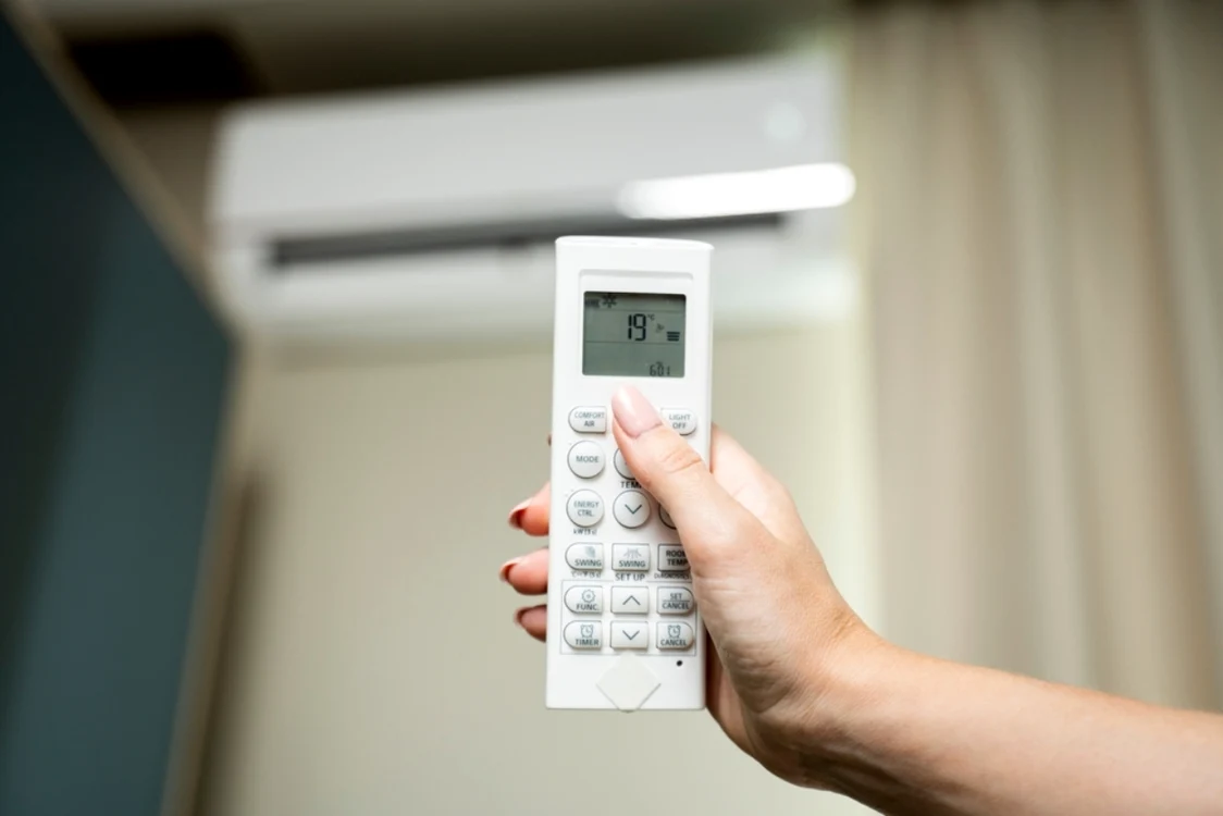 Nu coborî temperatura aerului condiționat la 16 grade/sursă foto: Shutterstock