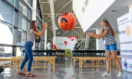 IDEO IDEIS #15 aduce în Alexandria și alte 8 orașe 57 de artiști români și un proiect îndrăzneț de jurnalism comunitar jpeg