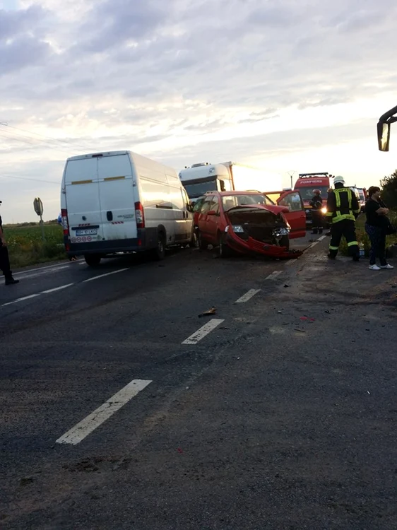 Accidentul s-a produs pe DN 79. Foto- Facebook InfoTrafic Bihor