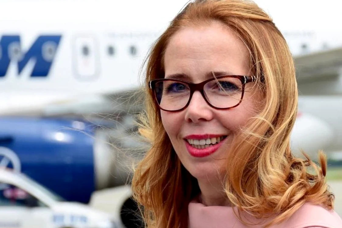 Mădălina Mezei, directorul demis, a spus că Tarom-ul este a doua ei familie. Ceea ce este adevărat