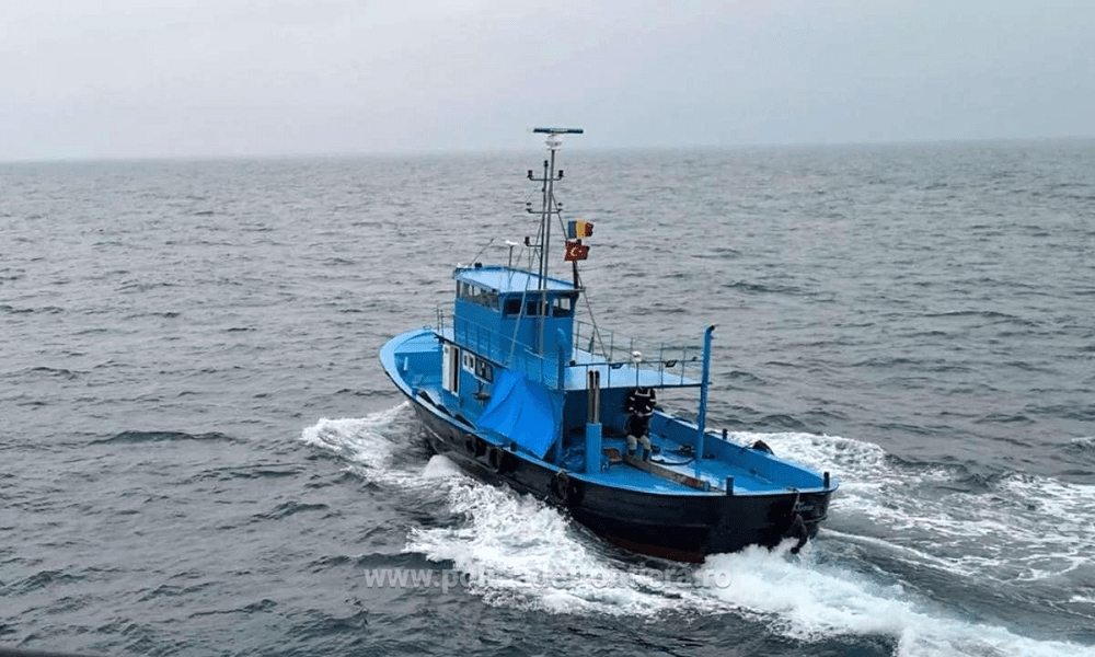 Trei pescadoare depistate la braconat în Marea Neagră. Poliția de Frontieră le-a interceptat