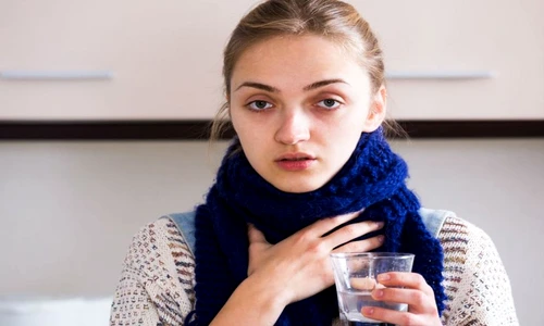 gargara cu apă sărată jpeg