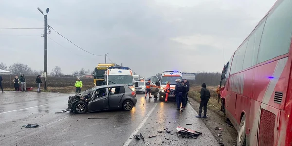 accident dn2 FOTO IPJ Ialomita jpg