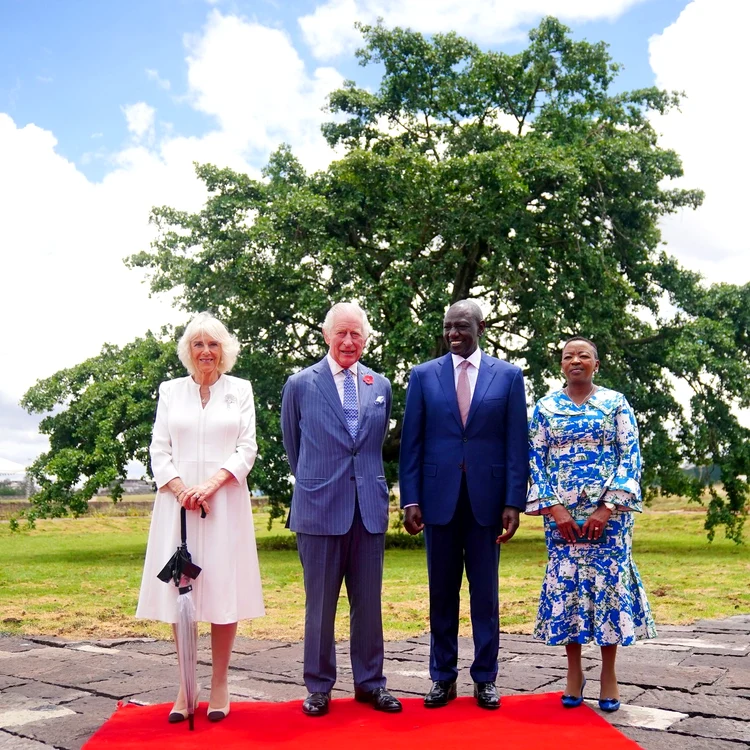 regele Charles si regina Camilla in Kenya casa regala britanica (1) jpg