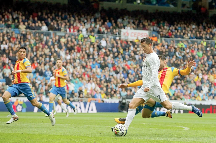 
    Ronaldo a câştigat  anul acesta şi  Liga Campionilor,  şi titlul la Euro Foto: AP   