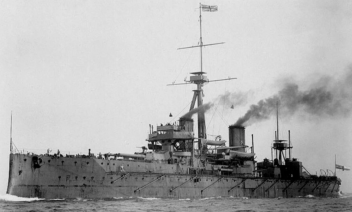 HMS Dreadnought (© U.S. Naval Historical Center)